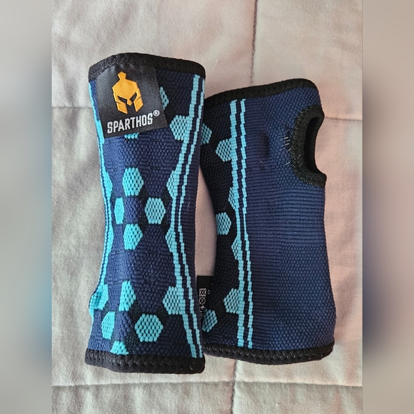 Sparthos Wrist Compression Sleeves, NWOT, Blue, Sz Small - Picture 1 of 6